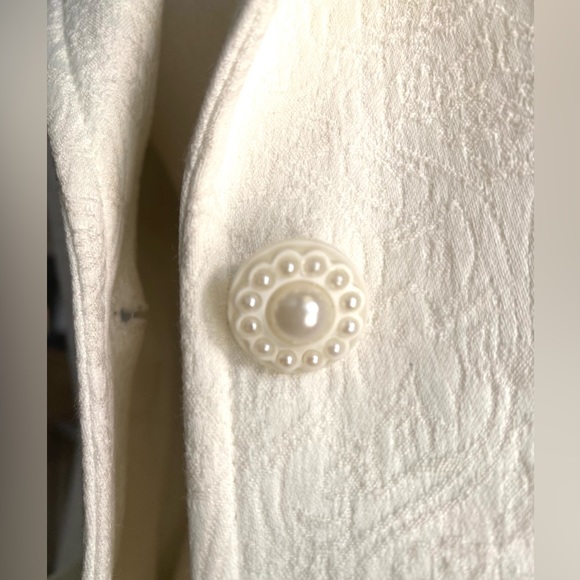 White House Black Market Cream Jacquard Pearl Button Jacket - Picture 6 of 12